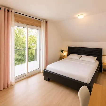 Feriehus Maison Premium Entre Du Bourget Et Montagnes *